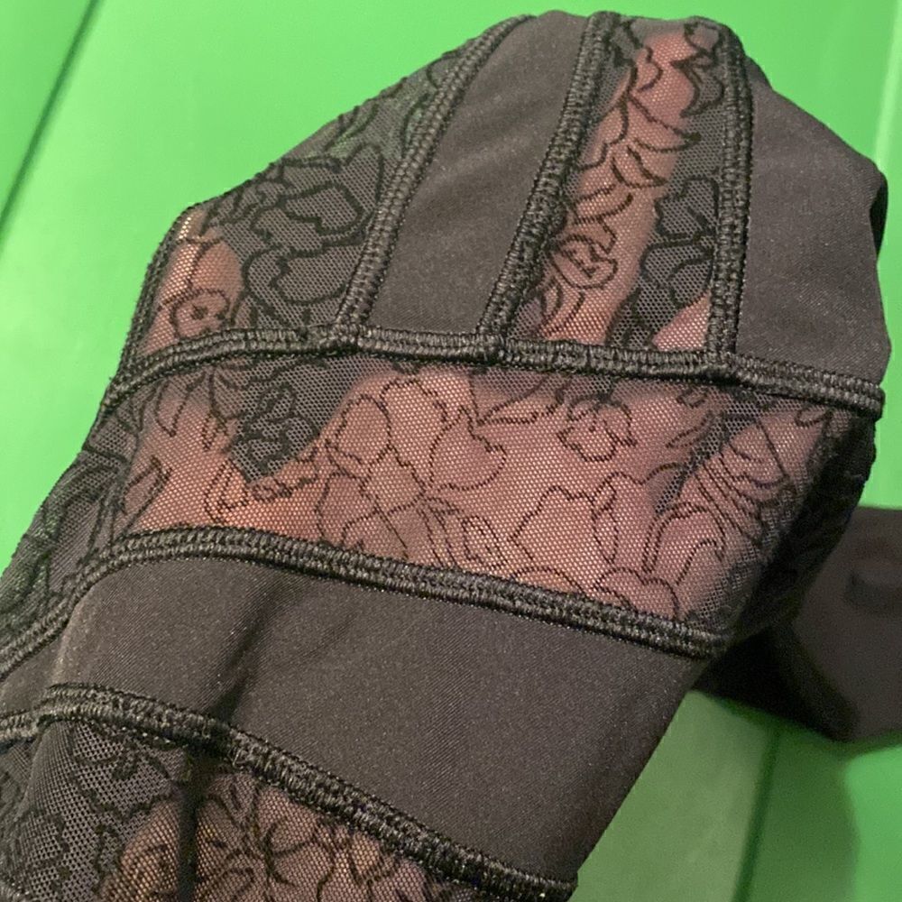 RARE Lululemon wunder under HR tight flocked mesh floral scatter LW5CA4S - Picture 7 of 7